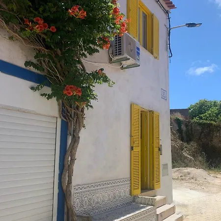 Casa Da Travessa By Madrabica