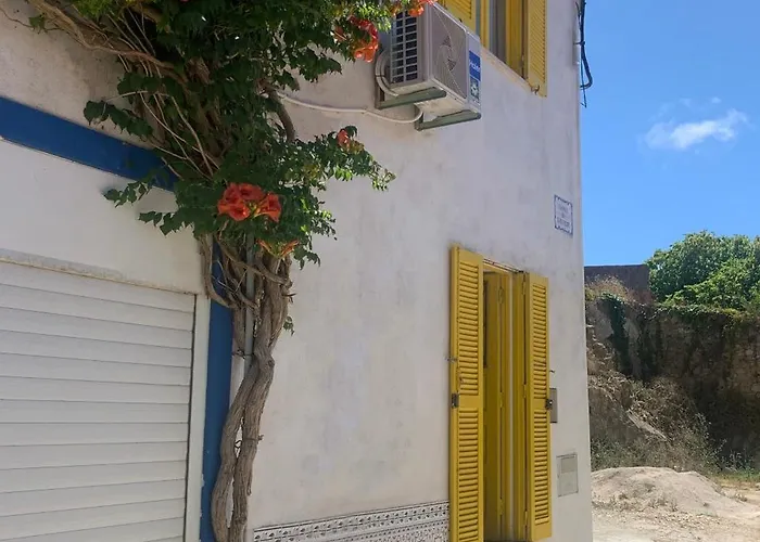 Casa Da Travessa By Madrabica