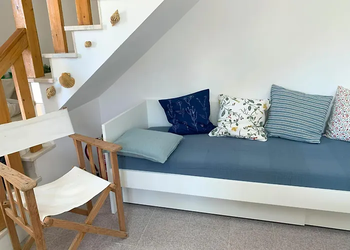 Casa Da Travessa By Madrabica * Atouguia Da Baleia