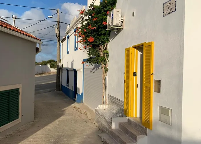 Casa Da Travessa By Madrabica Casa vacanze Atouguia Da Baleia